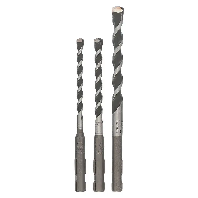 Bosch Universalbohrer - 3 -tlg. - Nahaufnahme von drei Bosch SDS Quick Betonbohrern in verschiedenen Größen, ideal für Bohrarbeiten in Beton und Mauerwerk.