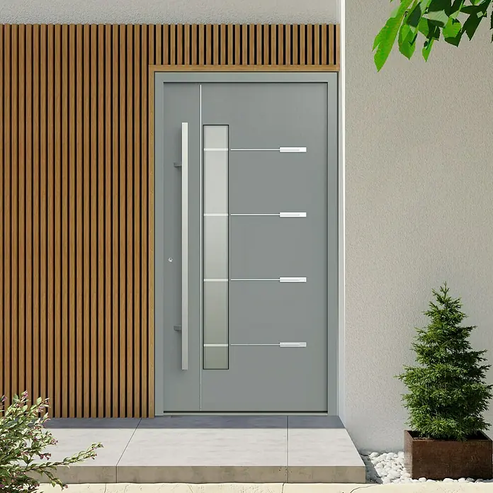 Gerda Haustür Thermo Prime 75 Brenta - 110 x 210 cm, DIN Anschlag: Links, Grau, Details in Edelstahl - Moderne graue Haustür mit vertikalen Holzpaneelen und Glaselementen, die ein stilvolles und einladendes Erscheinungsbild bietet.