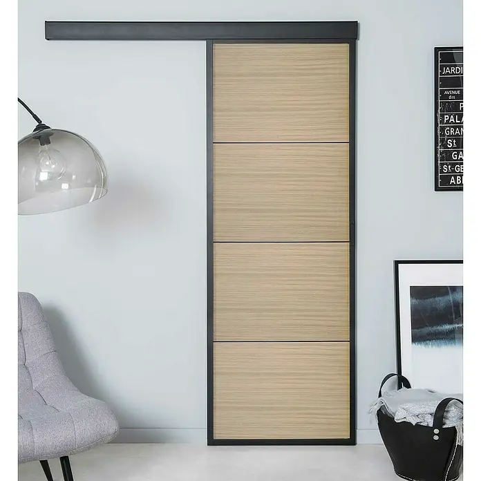 Kit atelier Holzschiebetür Loft Holz District - 930 x 2.128 mm, Schwarz Sandstruktur, Eichenholznachbildung - Modernes Schiebetürsystem mit Holzpaneelen und schwarzem Rahmen. Elegante Innentür für stilvolle Wohnräume, die Platz spart.