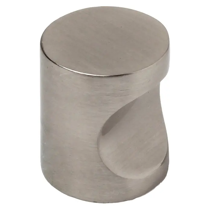 Möbelknopf - Typ Möbelgriff: Knopf, Ø x H: 18 x 21 mm, Sonstige, Vernickelt - Nahaufnahme eines modernen, satinierten Nickel-Schrankknopfs mit zylindrischem Design und ergonomischem Griff für eine stilvolle Note.