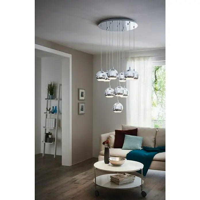 Eglo Lámpara colgante redonda Conessa - 33 W, Ø x Al: 150 mm x 170 cm, Cromo, GU10 - Una lámpara colgante moderna con múltiples pantallas esféricas de cromo brillante, creando un ambiente luminoso y elegante.