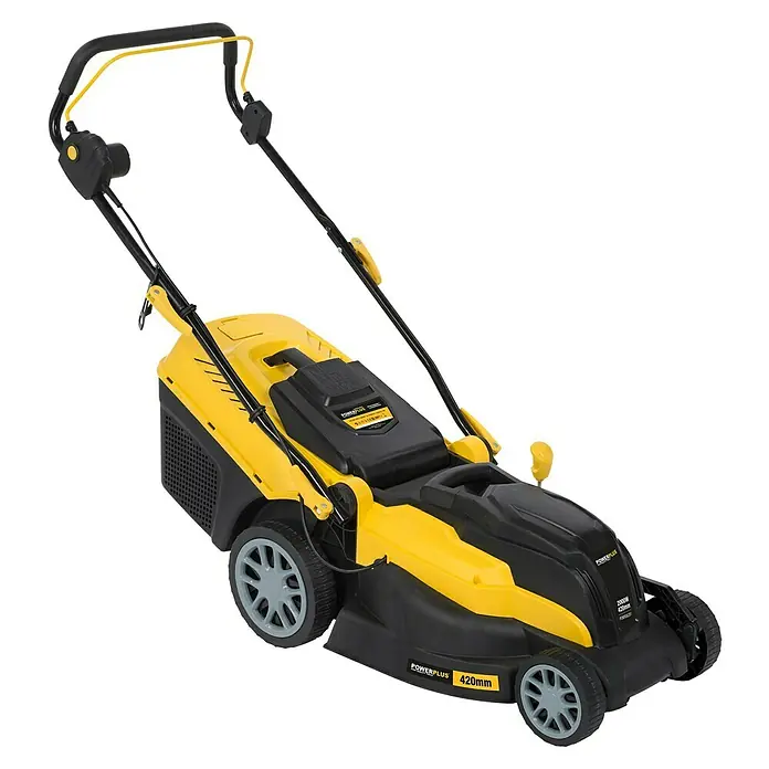 PowerPlus Cortacésped eléctrico POWXG6281 - 2.000 W, Ancho de corte: 42 cm - Un cortacésped Powerplus amarillo con detalles en negro y un mango ajustable para un uso cómodo en el jardín.