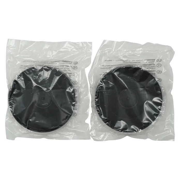 Respekta Aktivkohlefilter MIZ 1110 - Kunststoff, Gesamtstückzahl: 2 Stk., Passend für: Respekta Dunstabzugshauben CH 111090 SA++, CH 111090 WA++, CH 111060 SA++, CH 111060 WA++ - Zwei schwarze Gummischeiben verpackt in durchsichtigen Plastiktüten. Ersatzteile für Sanitärinstallationen oder Geräte.