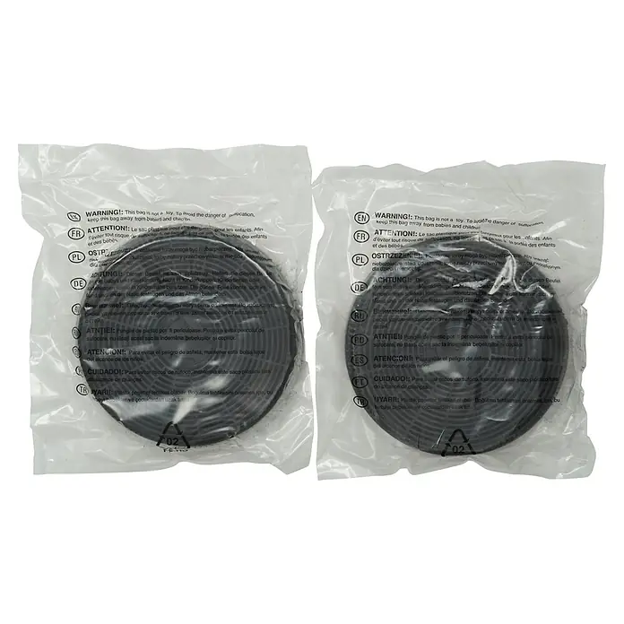 Respekta Aktivkohlefilter MIZ 1110 - Kunststoff, Gesamtstückzahl: 2 Stk., Passend für: Respekta Dunstabzugshauben CH 111090 SA++, CH 111090 WA++, CH 111060 SA++, CH 111060 WA++ - Aufnahme von zwei Vakuumbeuteln mit schwarzen runden Aktivkohlefiltern, die vor Babys ferngehalten werden müssen.