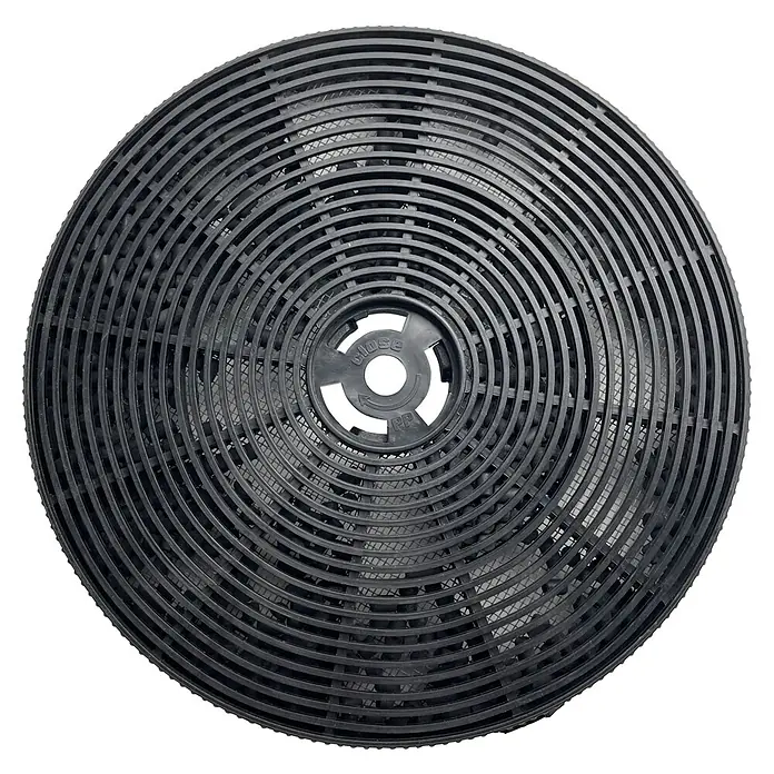 Respekta Aktivkohlefilter MIZ 1000N - Kunststoff, Gesamtstückzahl: 2 Stk., Passend für: Respekta Dunstabzugshaube CH 24060 SAM, CH 24060 WAM, CH 24090 SAM, CH 24090 WAM, CH 3100 GIS A, CH 44060 GAM, CH 44068-90 IX A, CH 44078-60 IX A, CH 44090 GAM, CH 44099 GISAM, CH 66038-60 SAM, CH 66038-60 WAM, CH 66038-90 SAM , CH 66038-90 WAM, CH 88060 S A+, CH 88060 W A+, CH 88090 S A+ & CH 88090 W A+ - Runde, schwarze Dunstabzugshaubenfilterkartusche mit Aktivkohlefüllung und konzentrischen Ringen auf schwarzem Hintergrund.