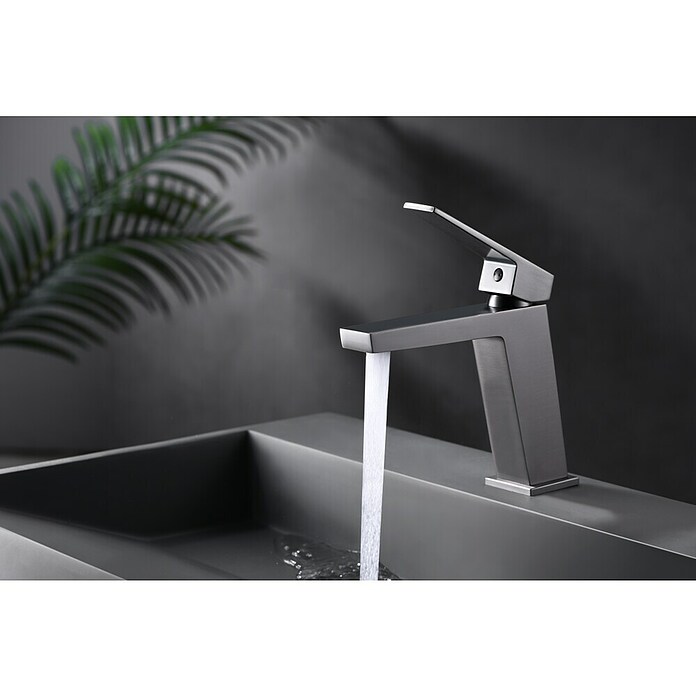 Camargue Adriatic Grifo de lavabo (Black gun metal) | BAUHAUS