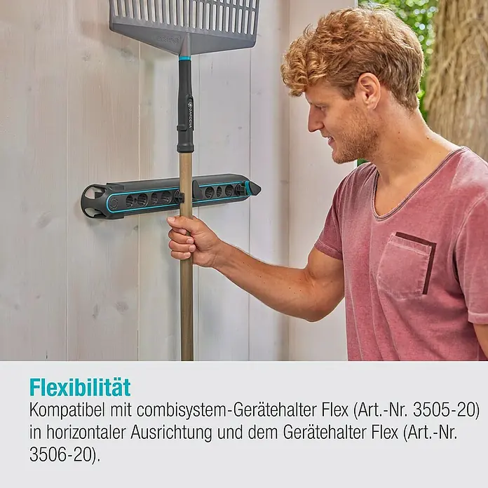 Gardena Besenstielhalter Flex - 2 Stk. - Ein Mann hängt Gartengeräte in eine GARDENA Gerätehalter Flex.