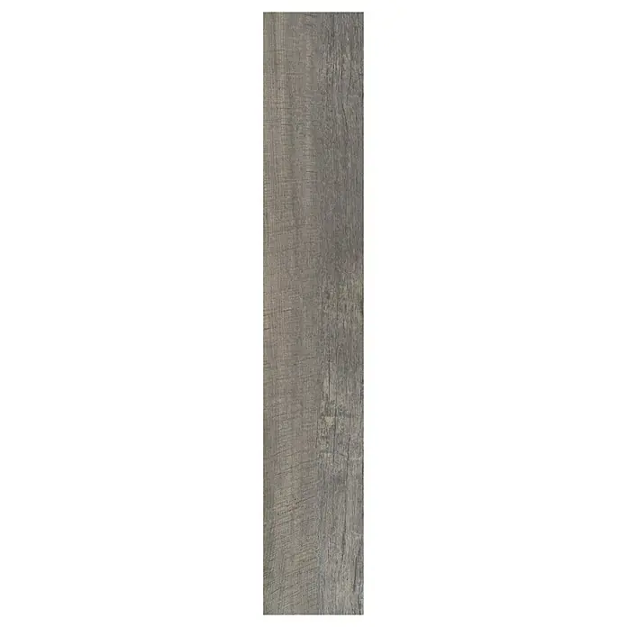 Vinylbodenmuster Isocore Inside Corse - 280 x 120 x 8 mm, Fischgrät - Ein einzelnes, rechteckiges Paneel mit einer grauen Holzstruktur. Die Oberfläche des Holzimitats weist feine Risse und Maserungen auf.