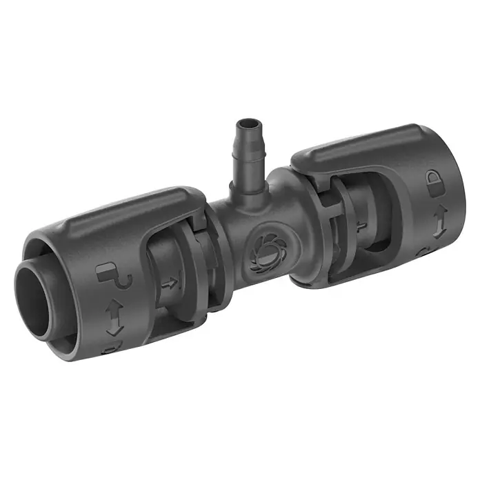 Gardena Micro-Drip Verbinder - 3/16" x 4,6 mm, 5 Stk. - Das Bild zeigt ein schwarzes T-Stück-Rohrverbindungsstück mit einem seitlichen Abzweig und Verriegelungsmechanismen an den Enden.