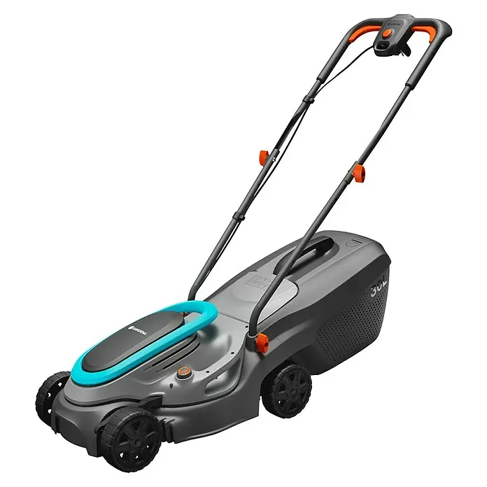 Gardena Elektro-Rasenmäher PowerMax 1200/32 G2 - 1.200 W, Schnittbreite: 32 cm - Der Gardena Akku-Rasenmäher 30L ist ein praktisches Gartengerät für effizientes und kabelloses Rasenmähen.