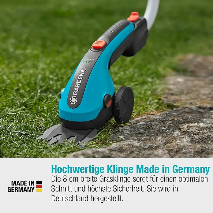 Gardena ClassicCut Akku-Gras- & Strauchschere Li Set - 3,6 V, Li-Ionen, 1 Akku, Schwertbreite: 8 cm - Nahaufnahme einer GARDENA Akku-Grasschere mit hochwertiger Klinge, hergestellt in Deutschland. Ideal für präzise Grasschnitte.