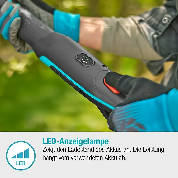 Gardena Power for All 18V Cortarramas de jardín - 18 V, Sin batería, Grosor de rama máx.: 32 mm - Primer plano de la luz LED de unas tijeras de jardín que muestra el nivel de la batería. La potencia varía según la batería utilizada.