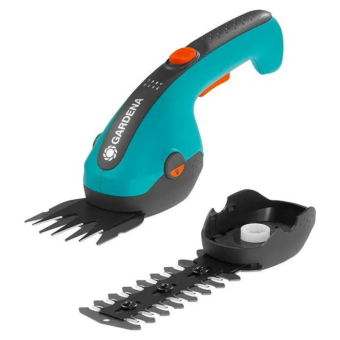Gardena ClassicCut Akku-Gras- & Strauchschere Li - 3,6 V, Li-Ionen, 1 Akku, Schwertbreite: 8 cm - GARDENA Akku-Grasschere ClassicCut Li Set mit Wechselschere für Rasenkanten und Formschnitt kleinerer Büsche, mit Akku für kabellose Freiheit.