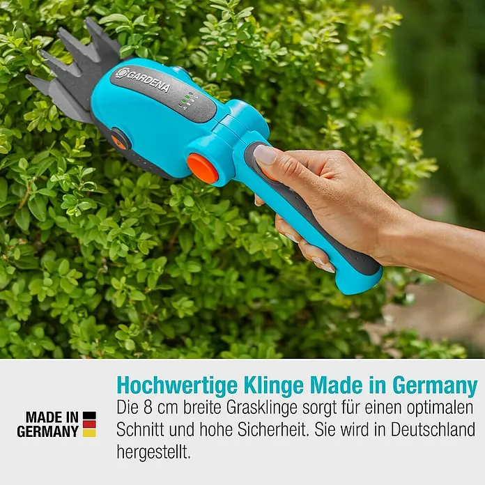 Gardena ComfortCut Akku-Grasschere Li Set - 3,6 V, 1 Akku, Schwertbreite: 8 cm - GARDENA Akku-Grasschere im Einsatz. Hochwertige Klinge Made in Germany für optimalen Schnitt und hohe Sicherheit beim Garteneinsatz.