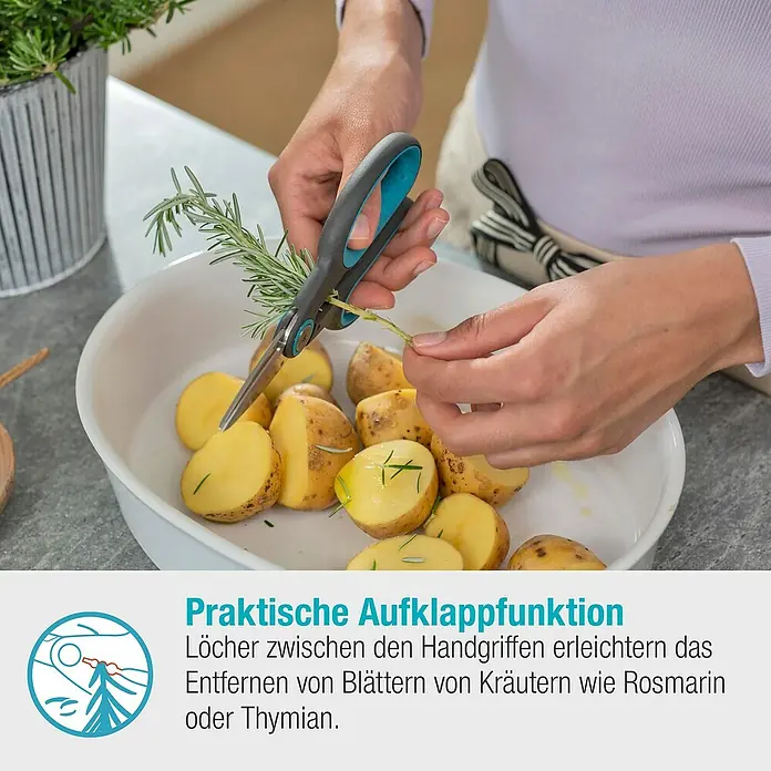 Gardena Schere Herbcut - Geeignet für: Kräuter - Kräuterschere in Aktion: Kräuter werden über einer Schüssel mit Kartoffeln geschnitten. Praktische Aufklappfunktion für schnelles Arbeiten.