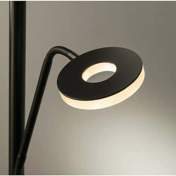 Fischer & Honsel Dent LED-Stehleuchte - 45 W, Höhe: 180 cm, Schwarz, Mehrfarbig, 2 Stk. - Nahaufnahme einer modernen schwarzen LED-Ring-Stehlampe, die ein warmes, einladendes Licht ausstrahlt. Elegantes Designelement für jeden Raum.