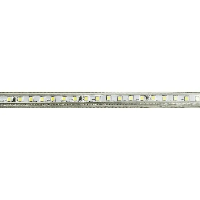 Alverlamp Tira LED LT220 - Largo: 100 m, Color de luz: Blanco cálido, 12 W - Primer plano de una tira LED con LEDs iluminados, ideal para iluminación decorativa y soluciones de eficiencia energética.