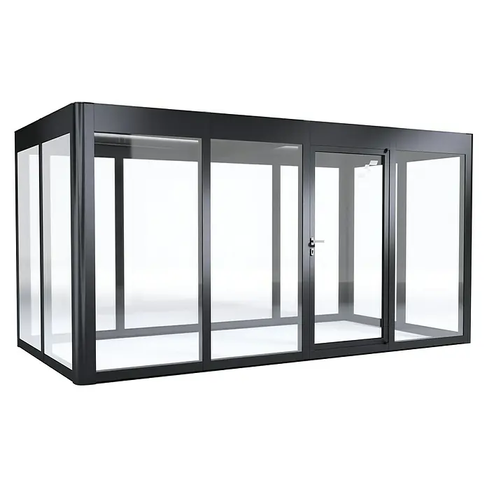 SunElements Gewächshaus SunGarden Infinity 4.2 - Außenmaß inkl. Dachüberstand (B x T): 443 x 233 cm, Material Seitenwand: Kunststoff, 6 mm, Anthrazit-Metallic - Ein stilvoller, moderner Wintergarten mit einem eleganten schwarzen Rahmen und klaren Glaspaneelen, der das natürliche Licht optimal nutzt.