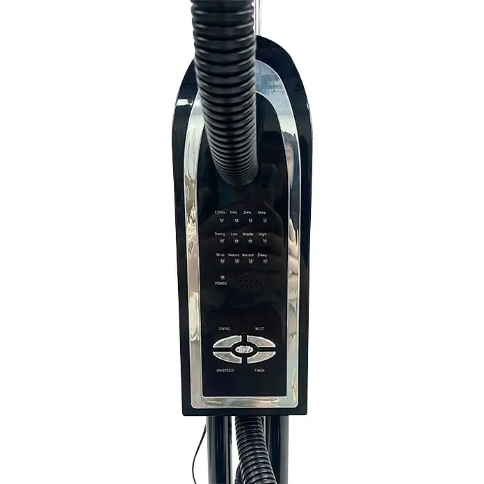Fulmo Ventilador de pie nebulizador - Negro, 43 cm, 129 cm - Primer plano del panel de control de un humidificador, que muestra varios ajustes como temporizador, velocidad y opciones de niebla.