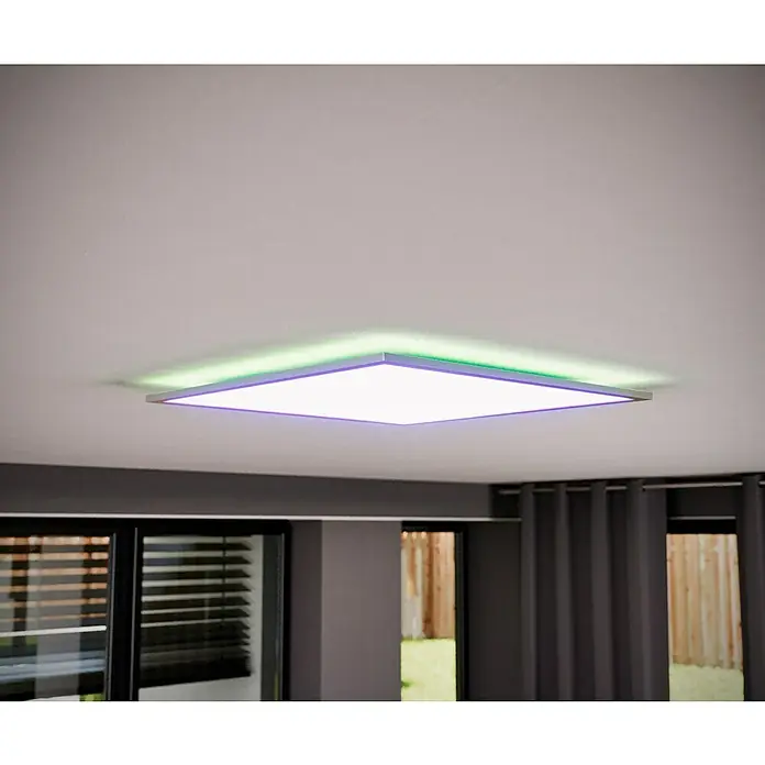 Tween Light LED-Panel RGB-RC-CCT-DIM32,5 W, L x B x H: 59,5 x 59,5 x 5,5 cm, Weiß, RGBW - Eine moderne LED-Deckenleuchte, die mit farbigen Akzenten eine stimmungsvolle Atmosphäre schafft. Das Design ist schlicht und elegant.