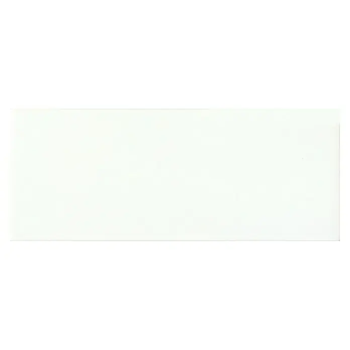 Wandfliese - 20 x 50 cm, Weiß, Glänzend - Makelloser, weißer Hintergrund, ideal für Produktpräsentationen oder Textüberlagerungen, bietet Vielseitigkeit und Klarheit für jedes Design.