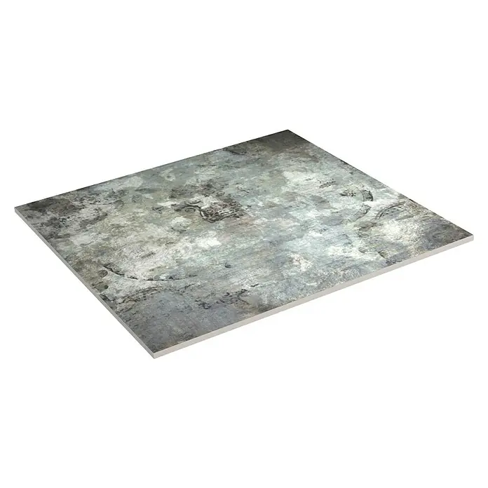 Feinsteinzeugfliese Bagdad - 59,2 x 59,2 cm, Grau, Matt - Nahaufnahme einer einzelnen modernen grauen Bodenfliese mit Abnutzungserscheinungen, ideal für zeitgemäße Raumgestaltungen.
