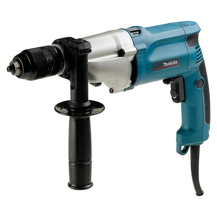 Makita Taladro percutor HP2051 - 720 W, Portabrocas de sujeción rápida - Imagen de un taladro de impacto Makita con empuñadura auxiliar, ideal para trabajos de perforación exigentes.