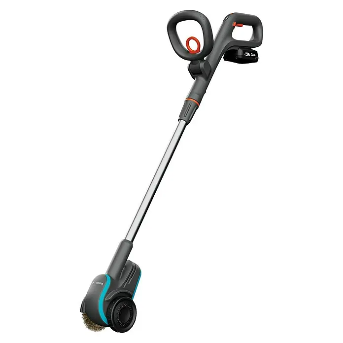 Gardena Power for All 18V Akku-Fugenreiniger EasyWeed 1800/18V - 18 V, 1 Akku - Dieser Akku-Fugenreiniger ist ein Gartengerät zum einfachen Entfernen von Unkraut und Moos zwischen Pflastersteinen und Gehwegplatten.