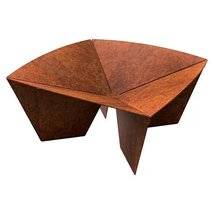 Tuozi Feuerschale Syrtis - L x B x H: 65 x 65 x 31,5 cm, Cortenstahl - Geometrische, rostbraune Metallbank mit eckigem, mehrflächigem Design.