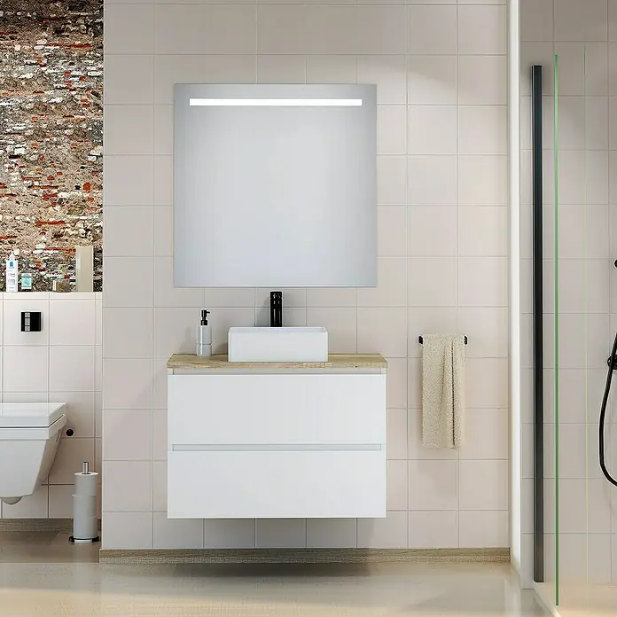 Conjunto de mueble de baño White - Blanco/Nature, Mate - Baño moderno con un elegante mueble de lavabo blanco y un espejo estiloso con iluminación integrada.