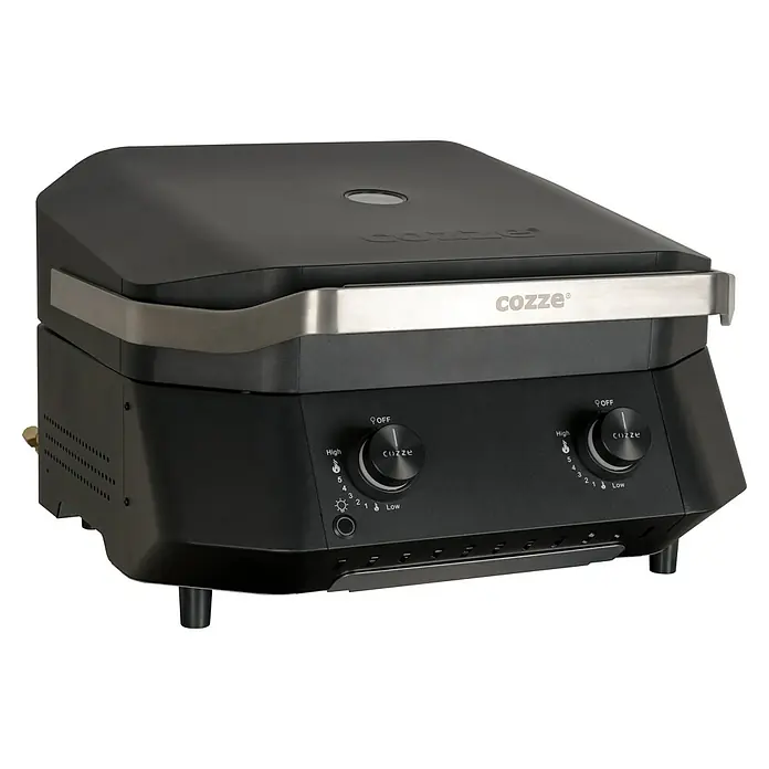 Cozze Plancha-Grill G 500 - Grillfläche (B x T): 53,5 x 41,8 cm, 5 kW, Schwarz - Ein Cozze Pizzaofen mit schwarzem Gehäuse und Edelstahl-Akzenten. Ideal für leckere, selbstgemachte Pizza im Garten.