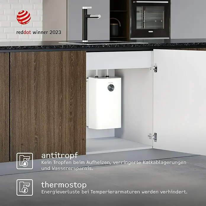 Stiebel Eltron Warmwasserspeicher SNU 5 Plus - 5 l, 2.000 W, Temperaturbereich: 35 °C - 85 °C, Untertischmontage - Produktbild eines Untertischgerätes mit den Hinweisen antitropf und thermostop mit dem Red Dot Gewinner Logo 2023.