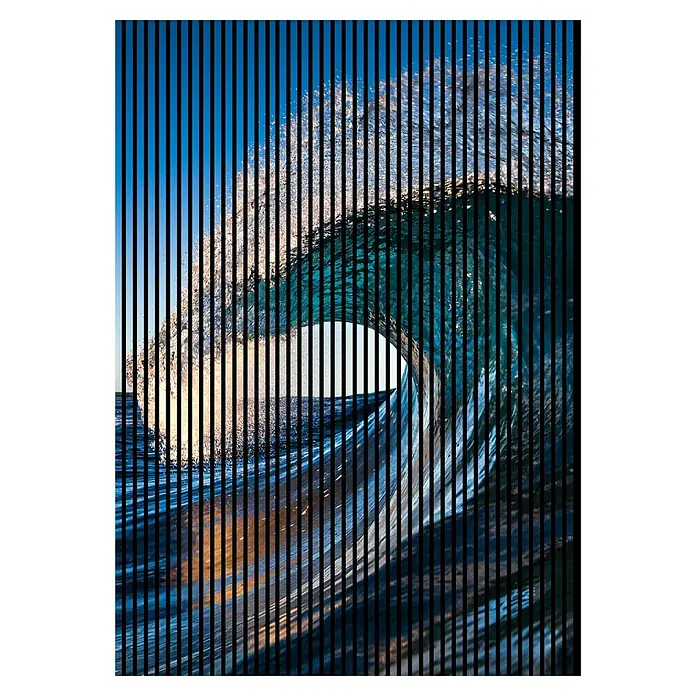Profiles and more Akustikpaneel Welle - 2.400 x 1.693 x 19 mm - Welle mit vertikalen schwarzen Streifen, die das intensive Blau des Ozeans und die Bewegung des Wassers hervorheben. Dynamische Meeresfotografie.