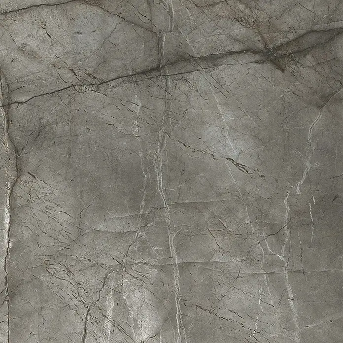 Feinsteinzeugfliese Room - 100 x 100 cm, Silber, Glänzend - Graue Marmorplatte mit weißen und dunklen Äderungen.
