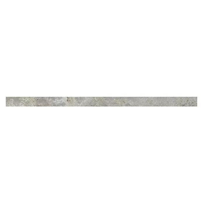 Fliesenbordüre Travertino - 3 x 60 cm, Grau, Glänzend - Langes, hellgraues, strukturiertes Paneel in Steinoptik mit unregelmäßigen Mustern.