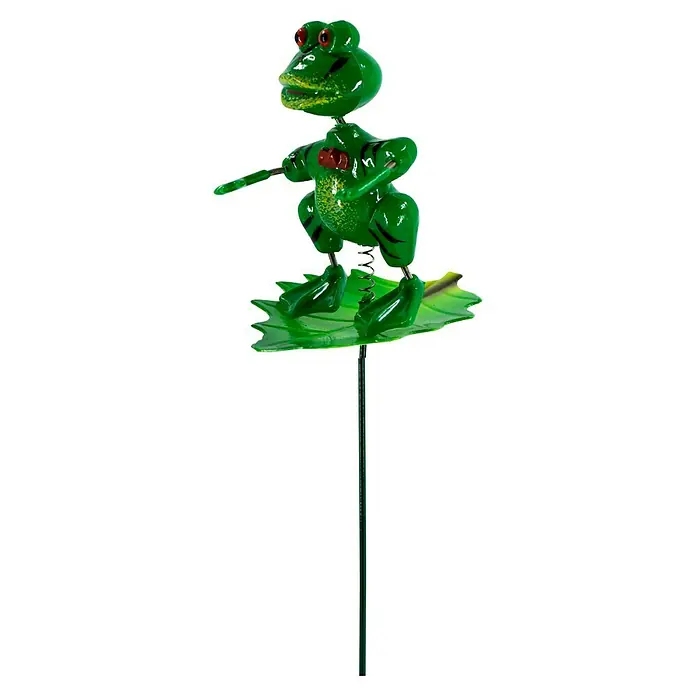 Pflanzenstecker Frosch - L x B x H: 13 x 10 x 50 cm, Metall, Frosch - Grüner Frosch Gartenstecker auf einem Seerosenblatt. Die Gartenfigur aus Metall ist eine lustige Dekoration für den Garten.
