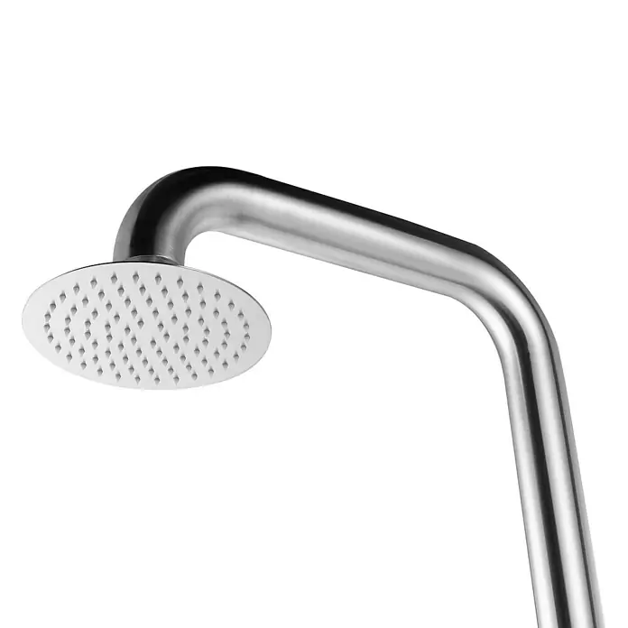 GardWell Pooldusche Sensation - Höhe: 220 cm, Edelstahl, Silber - Nahaufnahme eines modernen, runden Duschkopfs aus gebürstetem Edelstahl mit kleinen Düsen. Schlichtes und stilvolles Design für das Badezimmer.