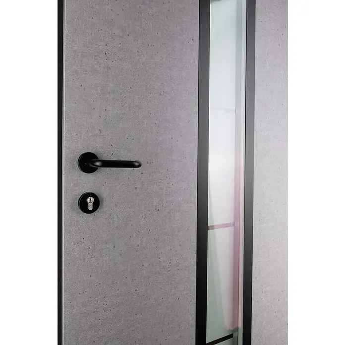 Splendoor Haustür Thermodoor PLUS SP70 Black Nature - 110 cm x 210 mm, DIN Anschlag: Rechts, Naturbeton/Tiefschwarz - Detailaufnahme einer modernen Tür mit schwarzem Türgriff und Glaseinsatz, ideal für stilvolle Innenräume.