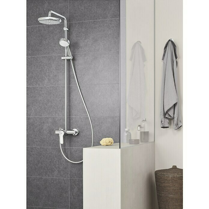 Grohe Duschsystem Tempesta CosmopolitanMit Einhebelmischer, Lochabstand: 101,1 cm, Anzahl Strahlarten: 2 Stk., Chrom Mood Shot