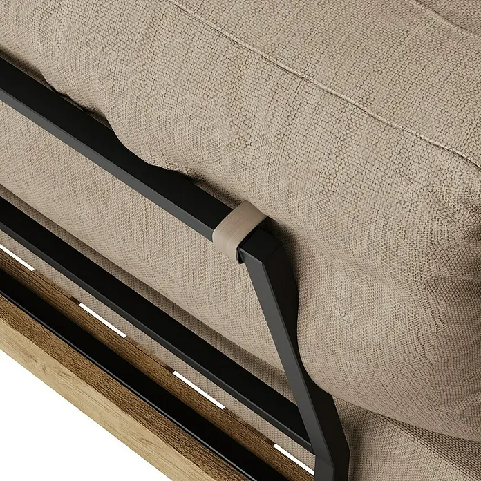 Sunfun Zoe Loungemöbel-Set - 3 -tlg., Teak/Stahl, Braun - Detailansicht eines beigen Sofas mit schwarzem Metallrahmen und hölzernen Akzenten, das modernes Design und Komfort vereint.