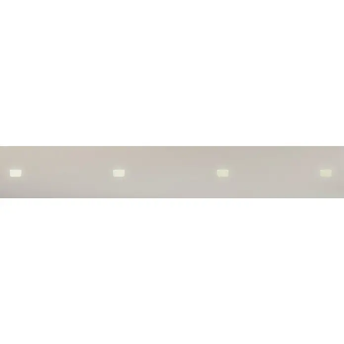 Eglo LED-Einbauleuchte RAPITA - Neutralweiß - Nahaufnahme einer Reihe quadratischer, eingelassener Deckenleuchten, die ein sanftes, warmes Licht in einem modernen Raum ausstrahlen.