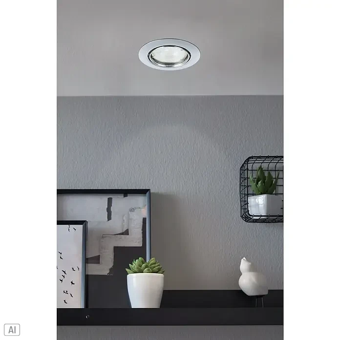 Eglo Einbauleuchten-Set MAZUBY - 5 W, Chrom, Warmweiß - Nahaufnahme einer runden, verchromten Deckenleuchte, die modernes Design und Funktionalität vereint.\n