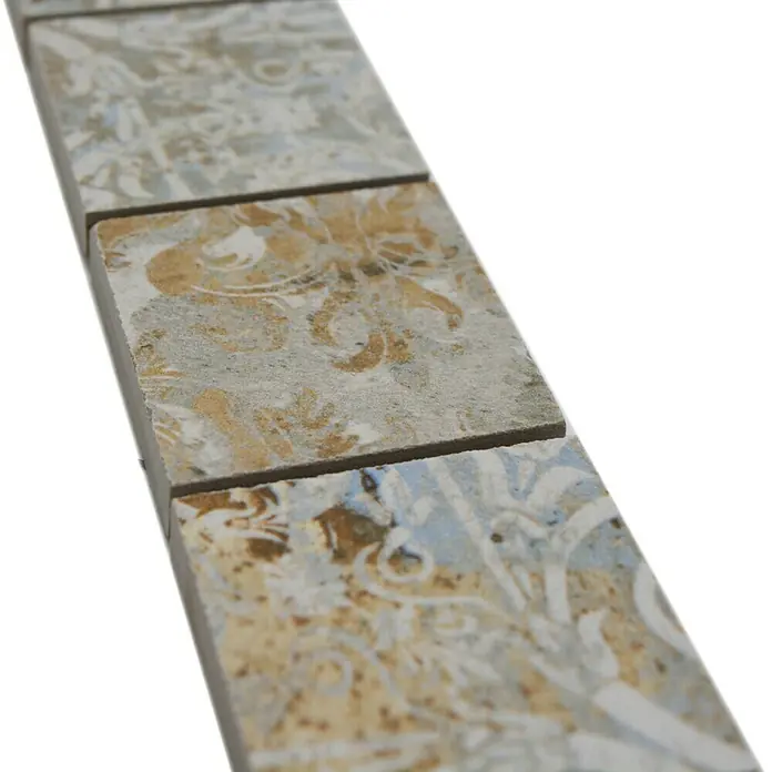 Fliesenbordüre YBO CS47MLC - 29,5 x 4,7 cm, Bunt, Matt - Keramikfliesen mit Marmorierung in Beige und Grau. Diese Fliesen verleihen jedem Raum Eleganz und Wärme.