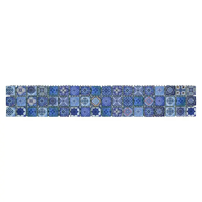 Fliesenbordüre YBO RB33 - 30 x 4,8 cm, Blau, Glänzend - Dekorative Wandfliese mit blauem Mustermix. Ein Hauch von mediterranem Flair für Ihr Zuhause mit dieser einzigartigen Fliesen-Bordüre.