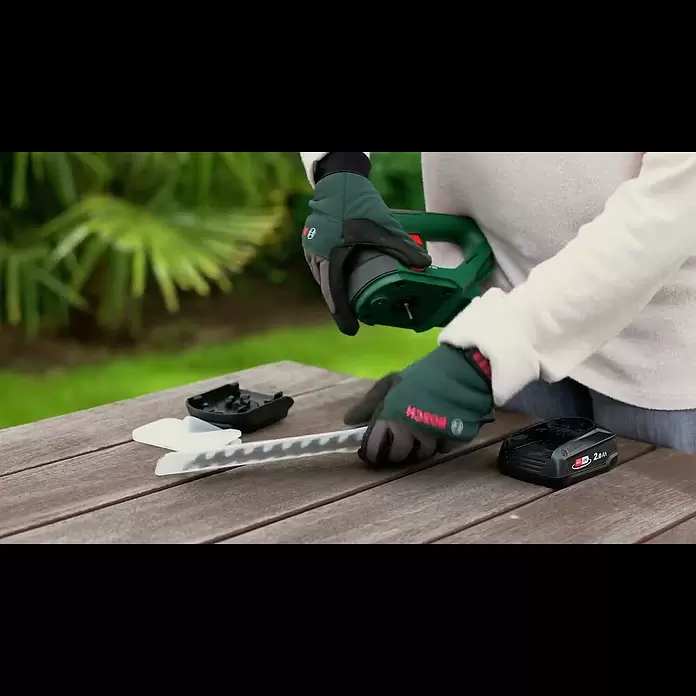 Bosch Power for All 18V Akku-Gras- & Strauchschere AdvancedShear 18V-10 - 18 V, Li-Ionen, 1 Akku, Schwertbreite: 10 cm - Bosch | Akku-Gartenschere | AdvancedShear 18V-10