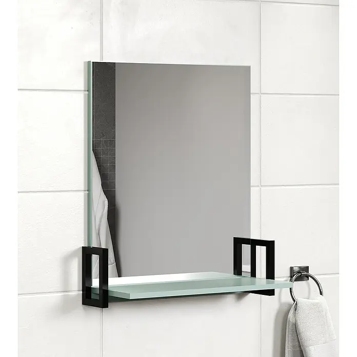 Trendteam Matrix Ablagespiegel - 64 x 24 x 74 cm, Dusk Blue/Schwarz - Ein quadratischer Badezimmerspiegel mit Glasablage und Handtuchring vor weißen Fliesen.