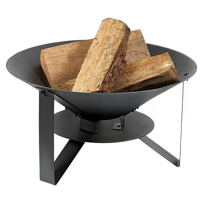 Barbecook Feuerschale Modern - Durchmesser: 60 cm, Stahl - Schwarze Metall-Feuerschale, schalenförmig, auf einem Dreibein-Ständer, gefüllt mit hellbraunem Holz.