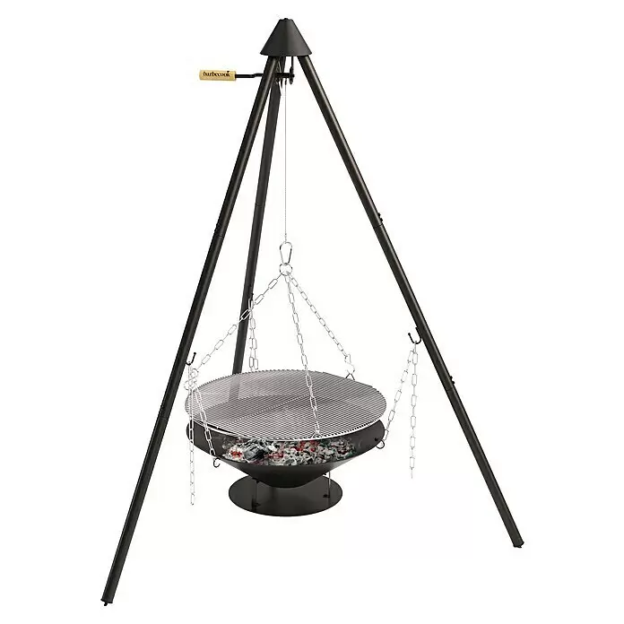 Barbecook Schwenkgrill Junko - Ø x H: 60 x 160 cm, Schwarz/Silber - Schwarzer Metall-Dreibeingrill mit Feuerschale, glühenden Kohlen und höhenverstellbarem Grillrost. Marke Barbecook.