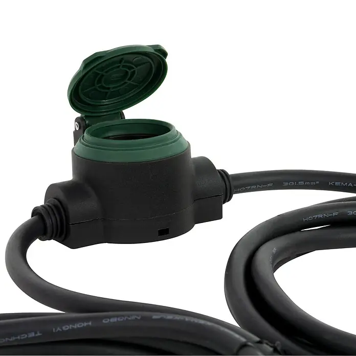 REV Verlängerungskabel - 10 m, Grün / Schwarz, IP44, H07RN-F - Steckdosenverteiler mit geöffnetem Deckel und schwarzem Kabel. Ideal für den Außenbereich.