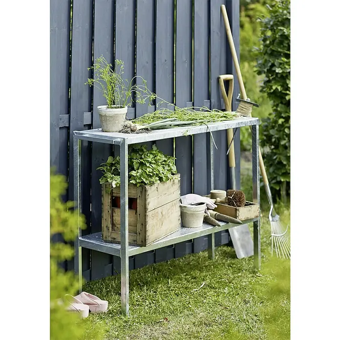 Plus Pflanztisch - Metall, L x B x H: 110 x 40 x 90 cm - Gartenarbeitstisch aus Metall mit Pflanzen, Kräutern und Gartengeräten. Ideal für die Gartenarbeit im Freien.
